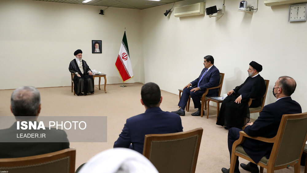 دیدار رییس‌جمهوری ونزوئلا و هیئت همراه با مقام معظم رهبری