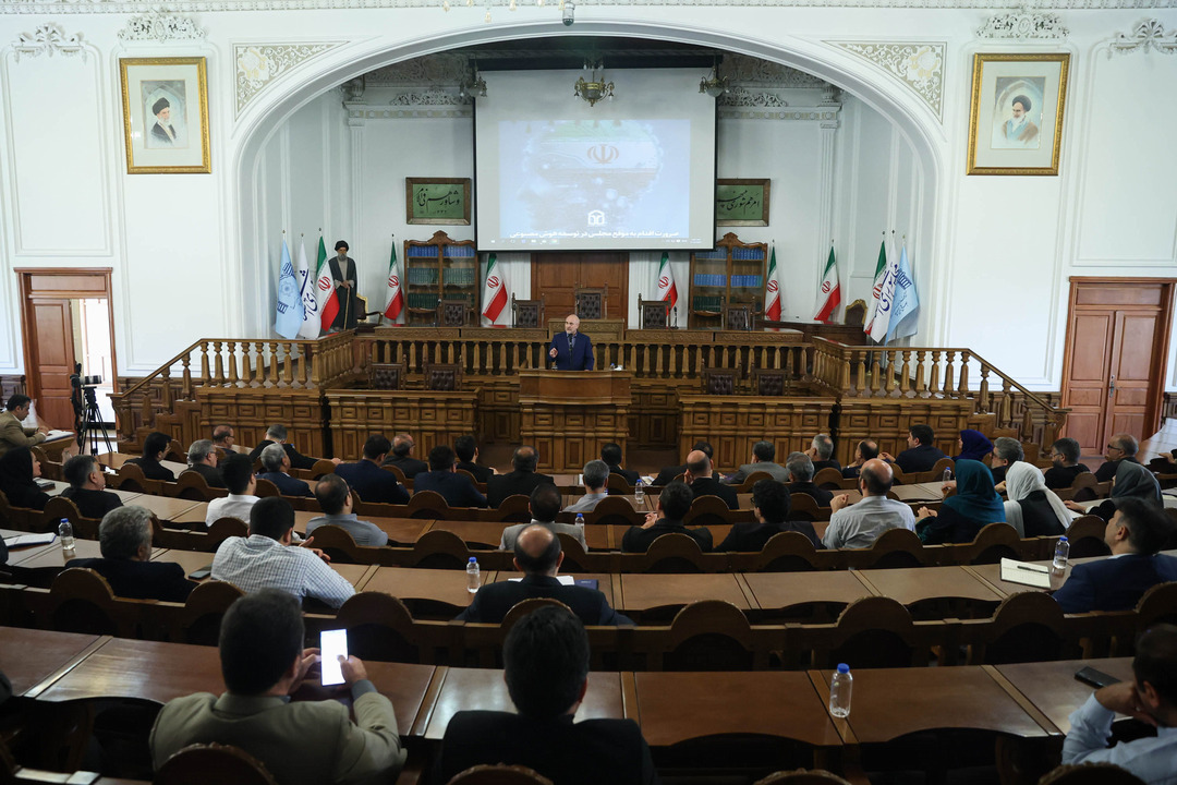 حضور و سخنرانی قالیباف در نشست هوش مصنوعی