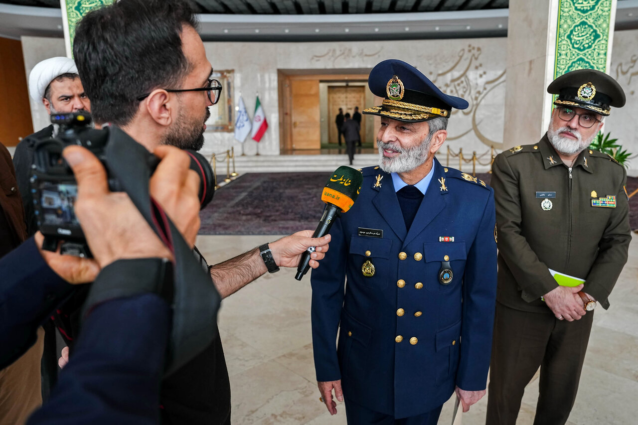 حضور امیر موسوی و عراقچی در جلسه غیرعلنی مجلس