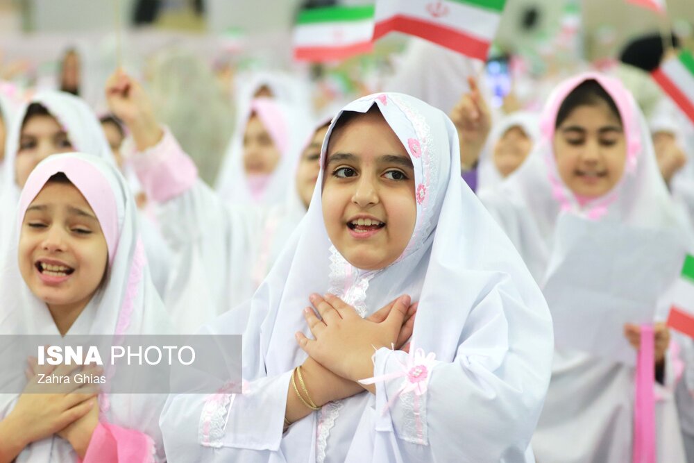 مراسم جشن تکلیف دختران