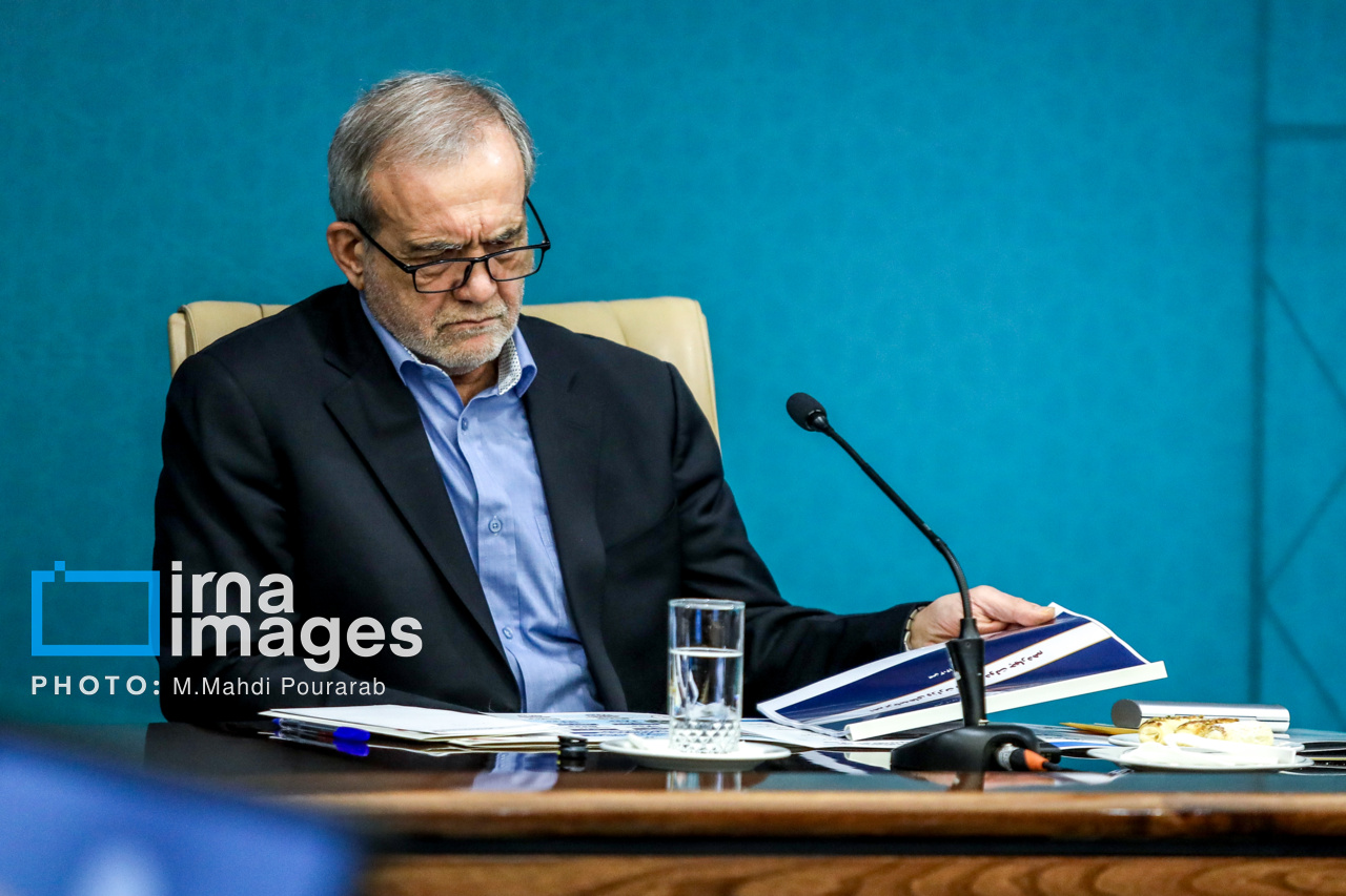 افتتاح و شروع عملیات اجرایی طرح‌ های وزارت نیرو در سراسر کشور