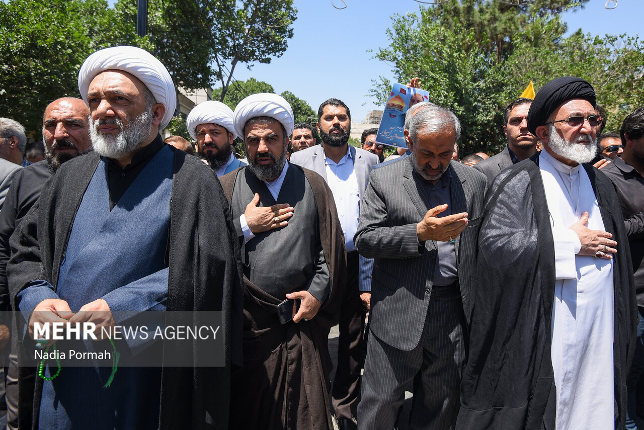 تشییع پیکر شهید مدافع حرم «سعید آبیار»