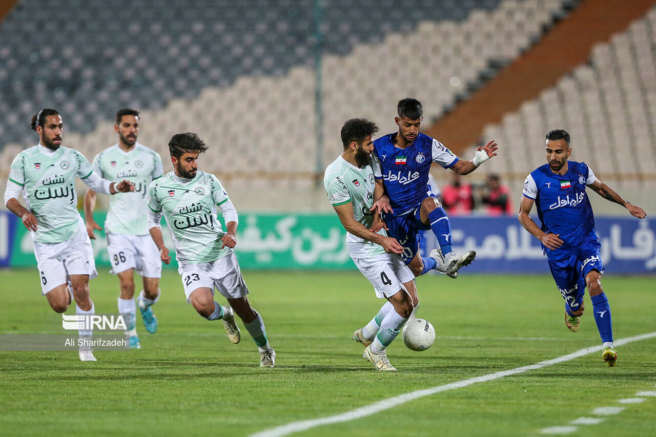 لیگ برتر فوتبال- استقلال و ذوب آهن