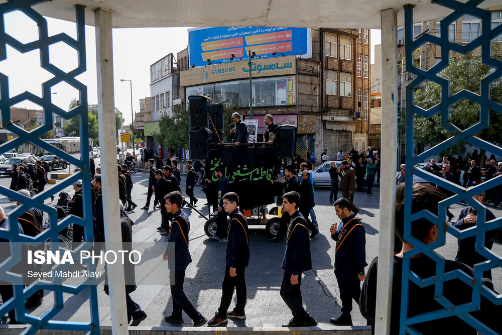 دسته عزاداری خادمان و زائران حرم مطهر حضرت معصومه (س)