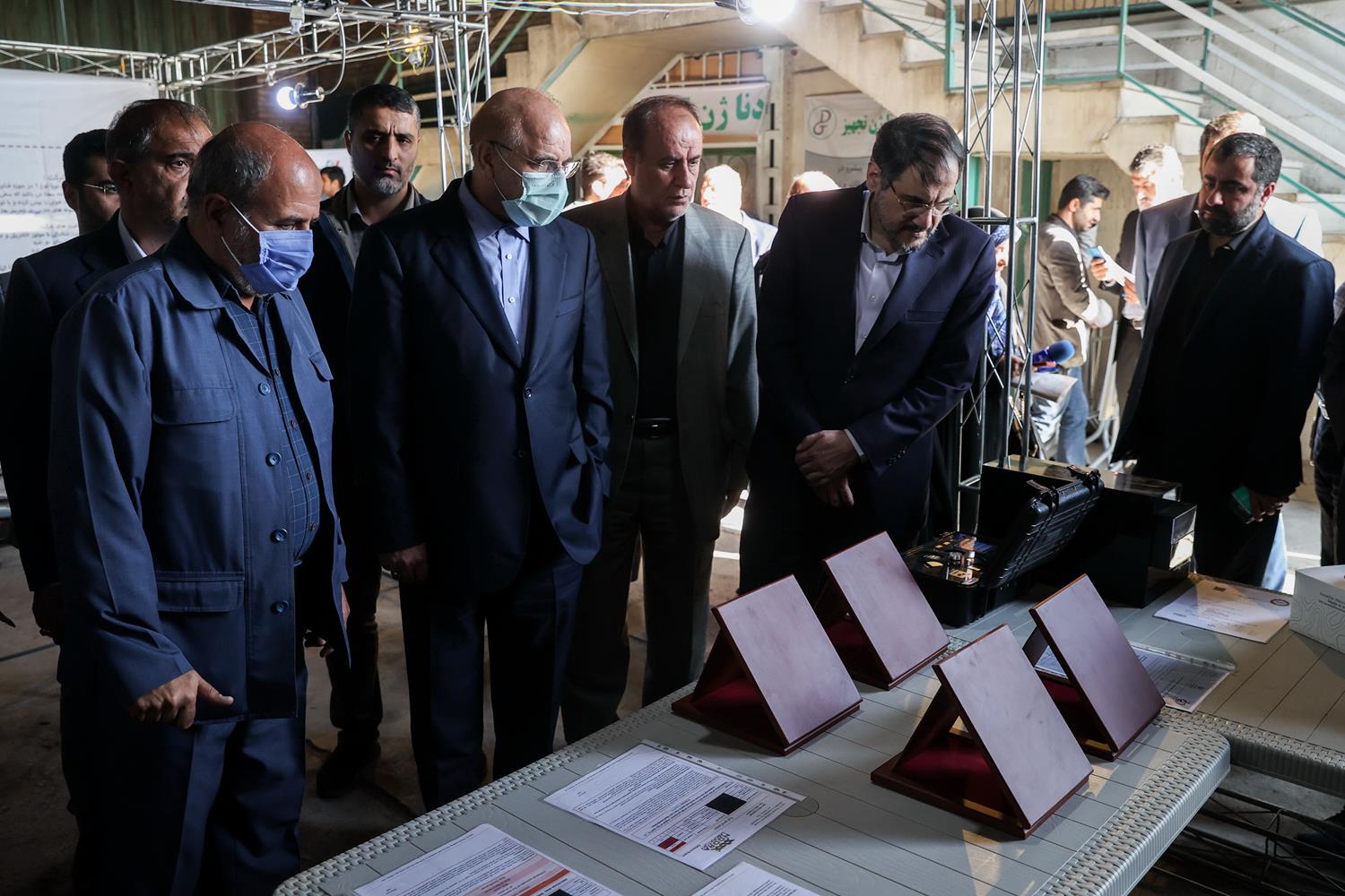 بازدید قالیباف از مرکز نوآوری، فناوری و علم آفرین پیشران