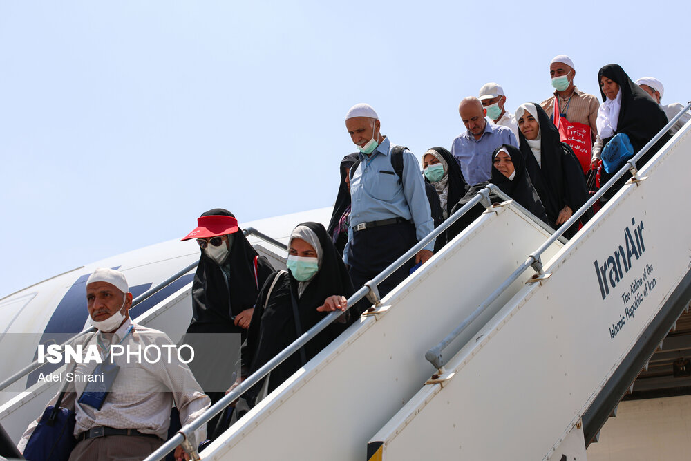 بازگشت نخستین گروه حجاج - اصفهان