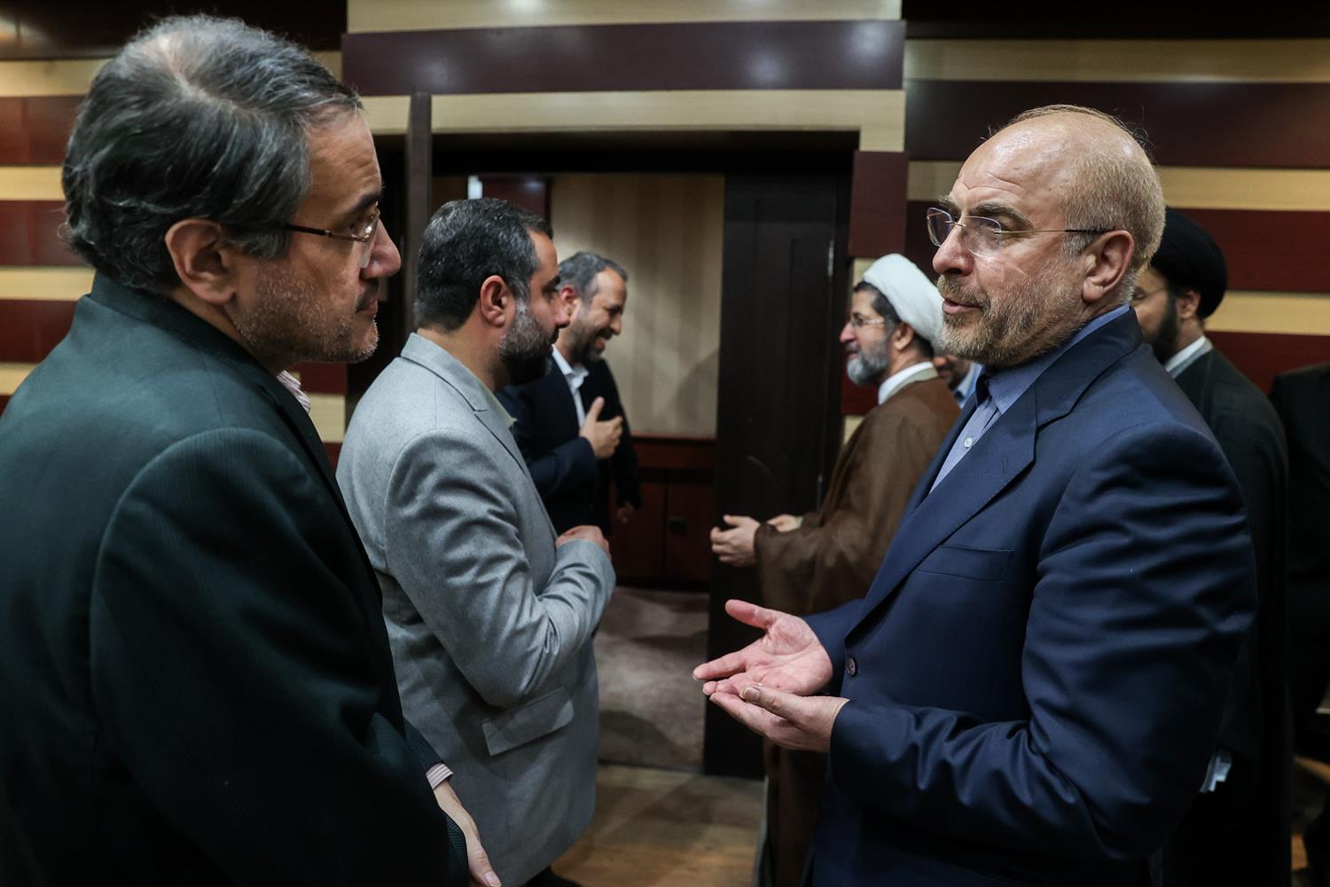 برگزاری دومین نشست تخصصی بررسی لایحه عفاف و حجاب با حضور قالیباف