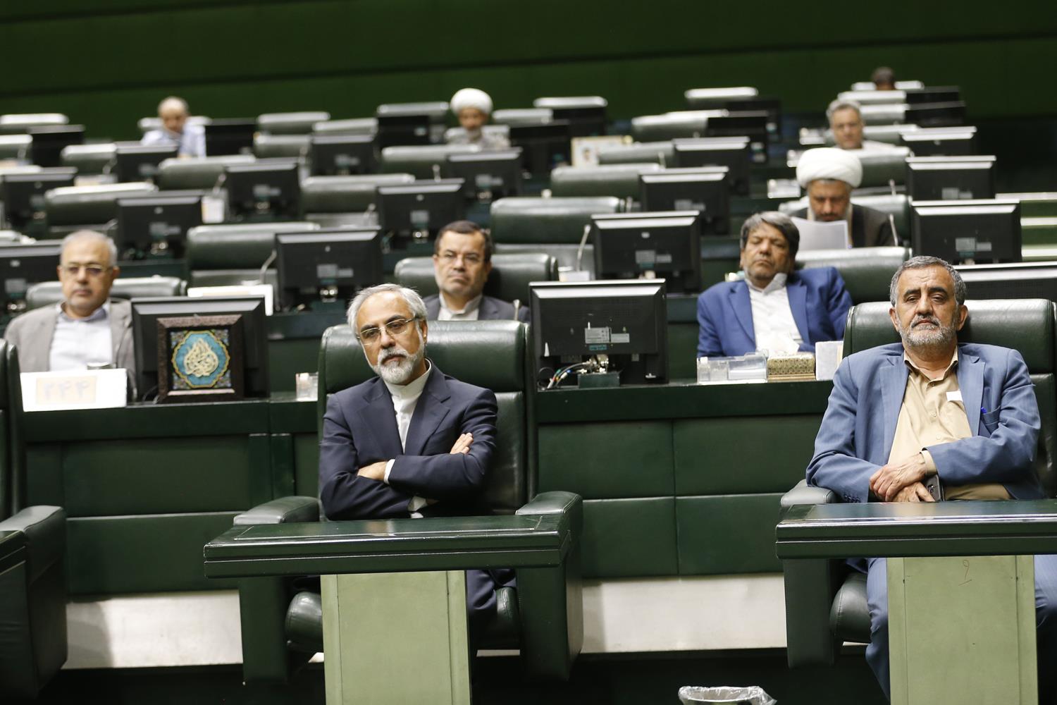 جلسه فراکسیون انقلاب اسلامی مجلس با حضور وزیر خارجه