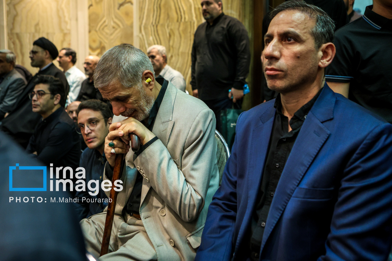 قالیباف و پزشکیان در مجلس ترحیم احمد توکلی