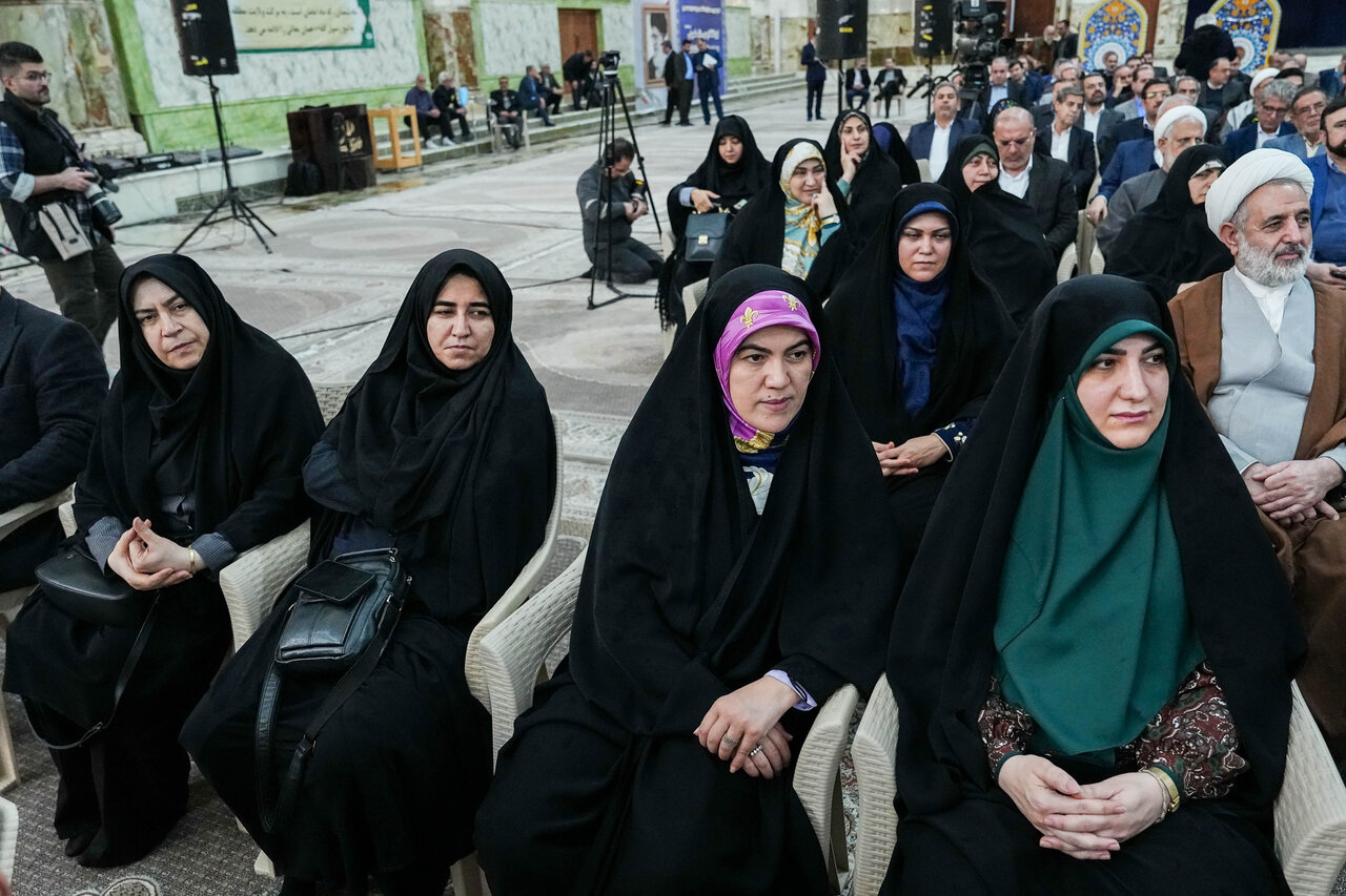 تجدید میثاق رئیس مجلس و نمایندگان با آرمان‌های امام(ره)