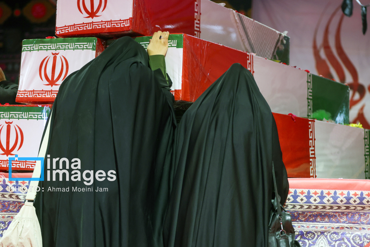 وداع با ۱۰۰ شهید گمنام