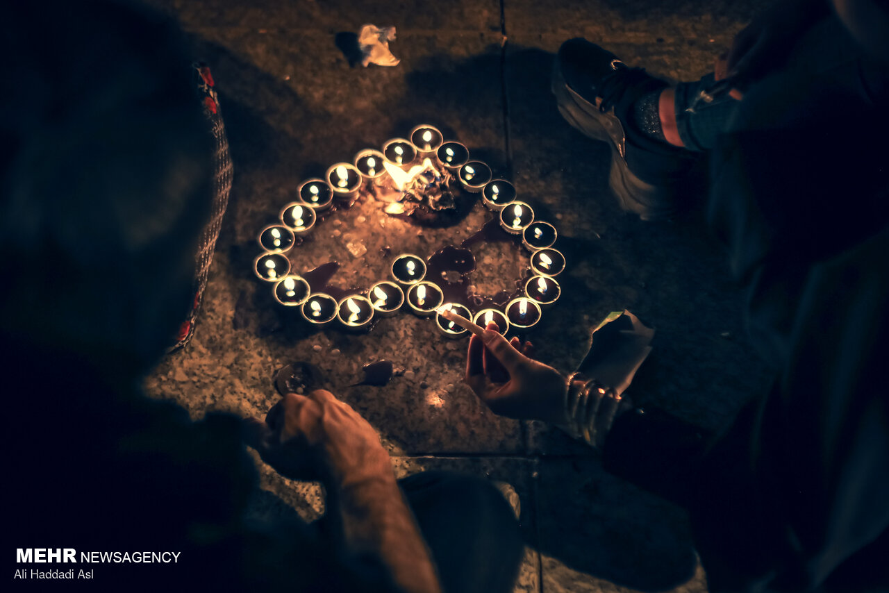 شام غریبان در میدان امام حسین (ع)