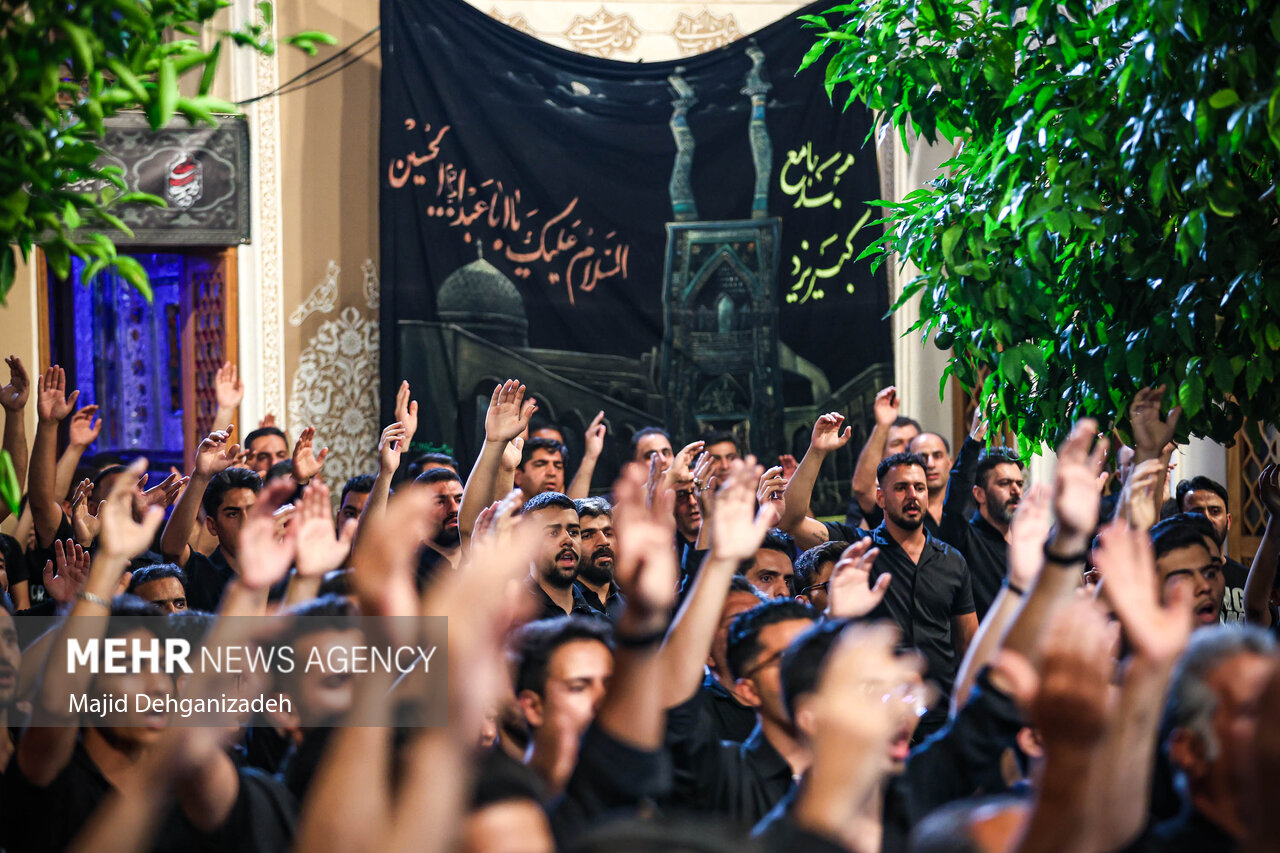 روضه‌خوانی سنتی در بیت شهید صدوقی یزد