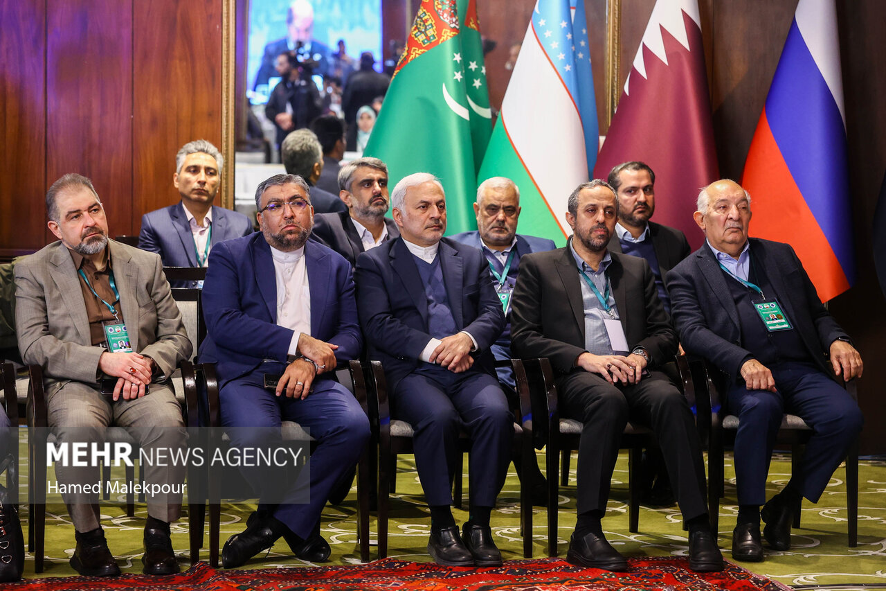 سفر رئیس مجلس به مشهد مقدس