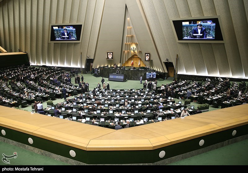 وزیر نفت در  صحن علنی امروز مجلس