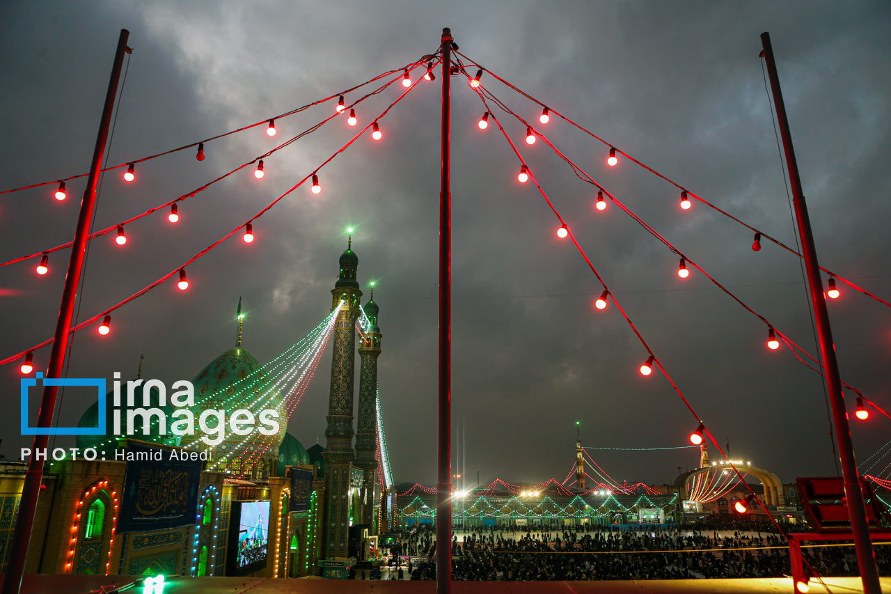 مسجد جمکران در شب ولادت حضرت قائم (عج)