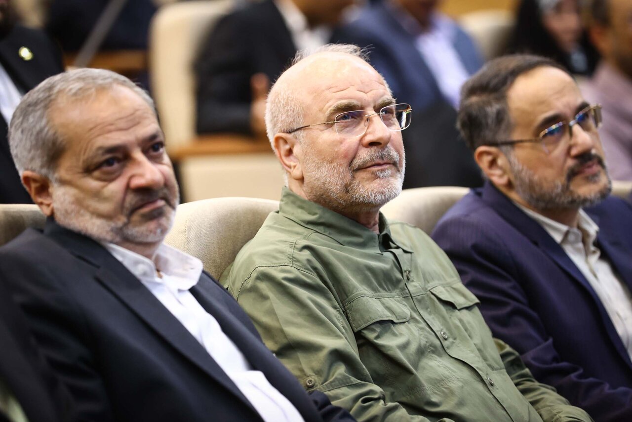 حضور قالیباف در اولین کارسوق حکمرانی داده‌محور