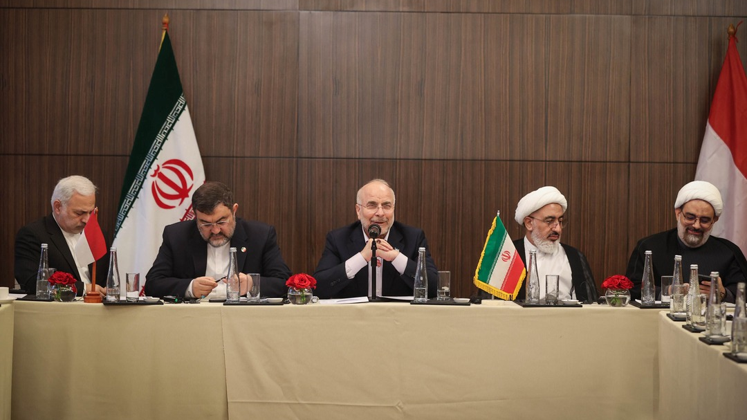 دیدار قالیباف با جمعی از علما و فرهیختگان اندونزیایی در جاکارتا