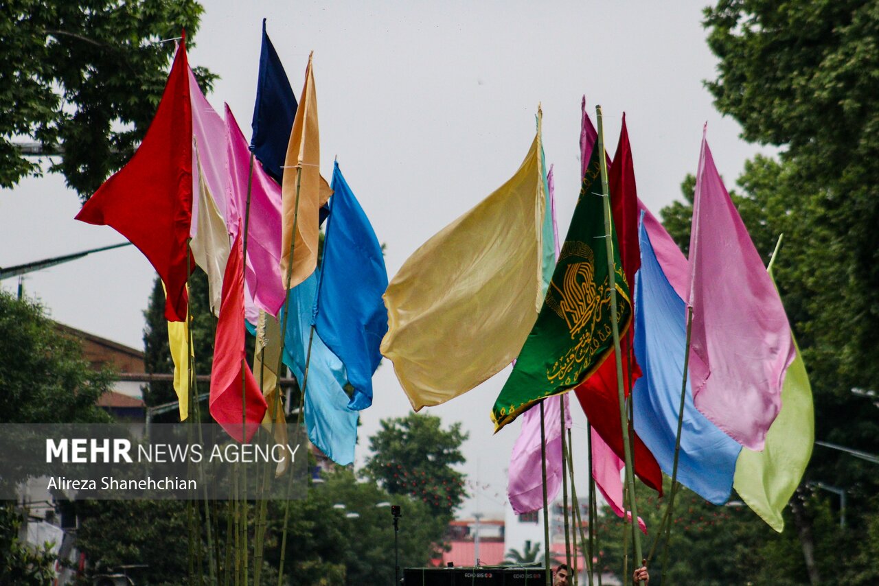 استقبال از کاروان خادمین حرم مطهر رضوی