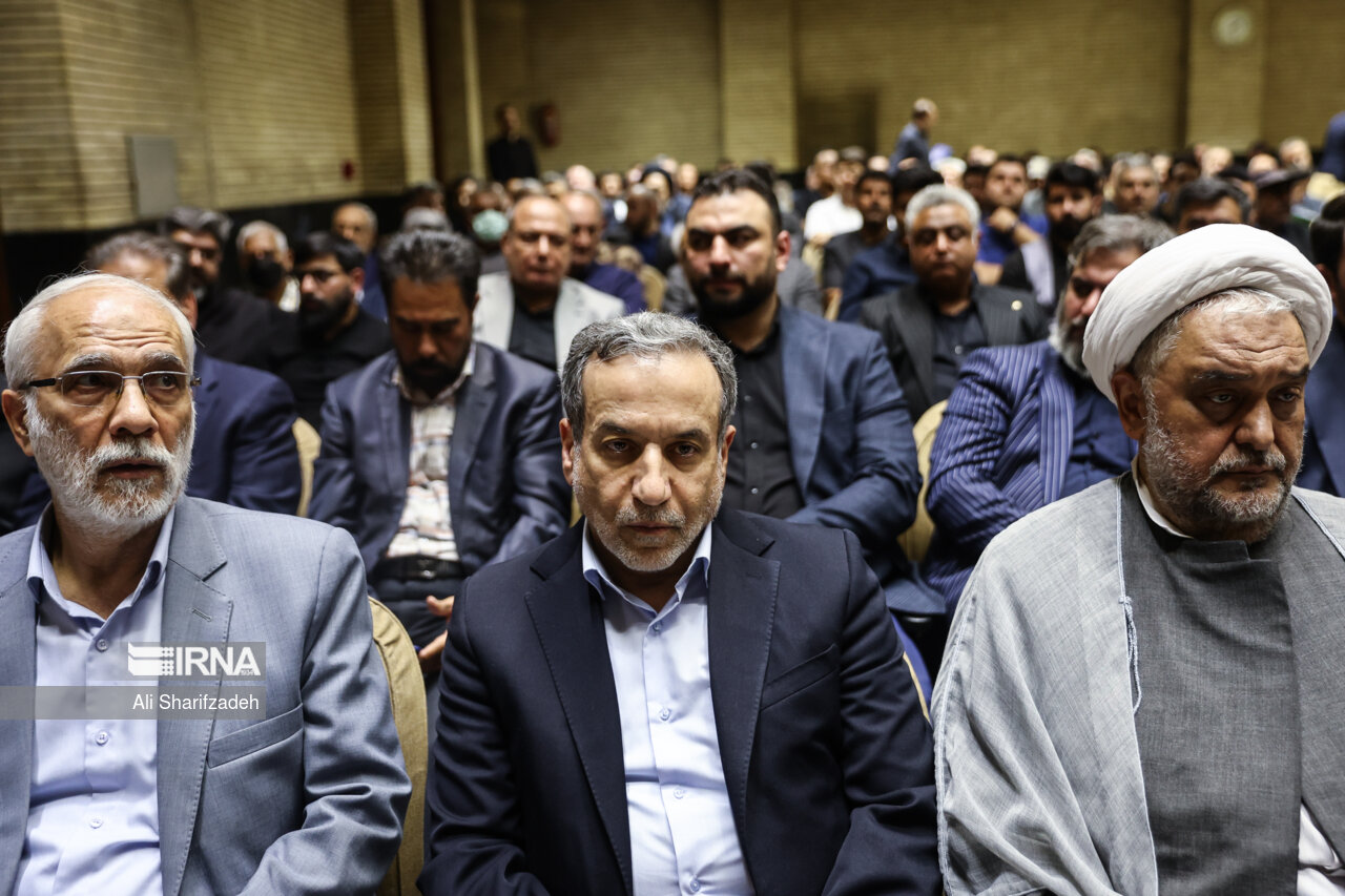 مراسم ترحیم والده «وحید حقانیان»