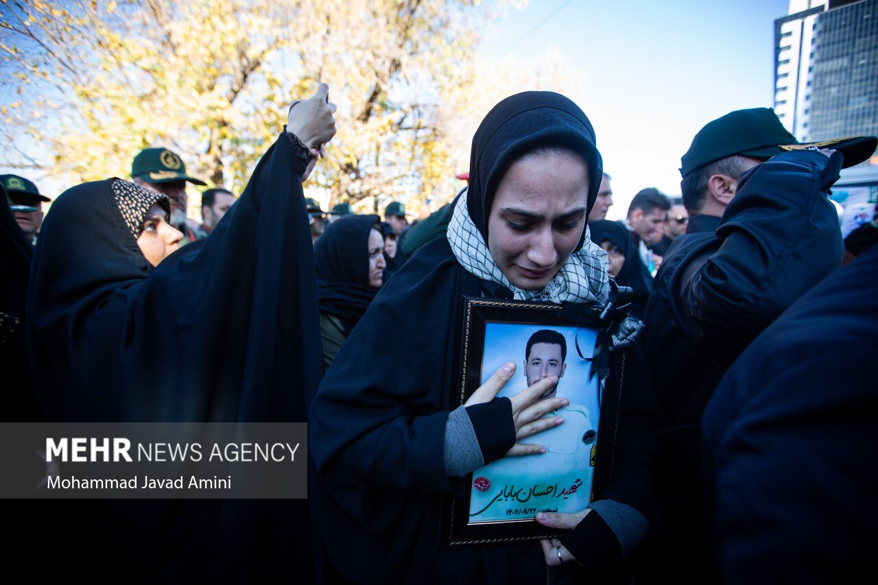 مراسم تشییع پیکر مطهر شهید مدافع وطن «احسان بابایی»