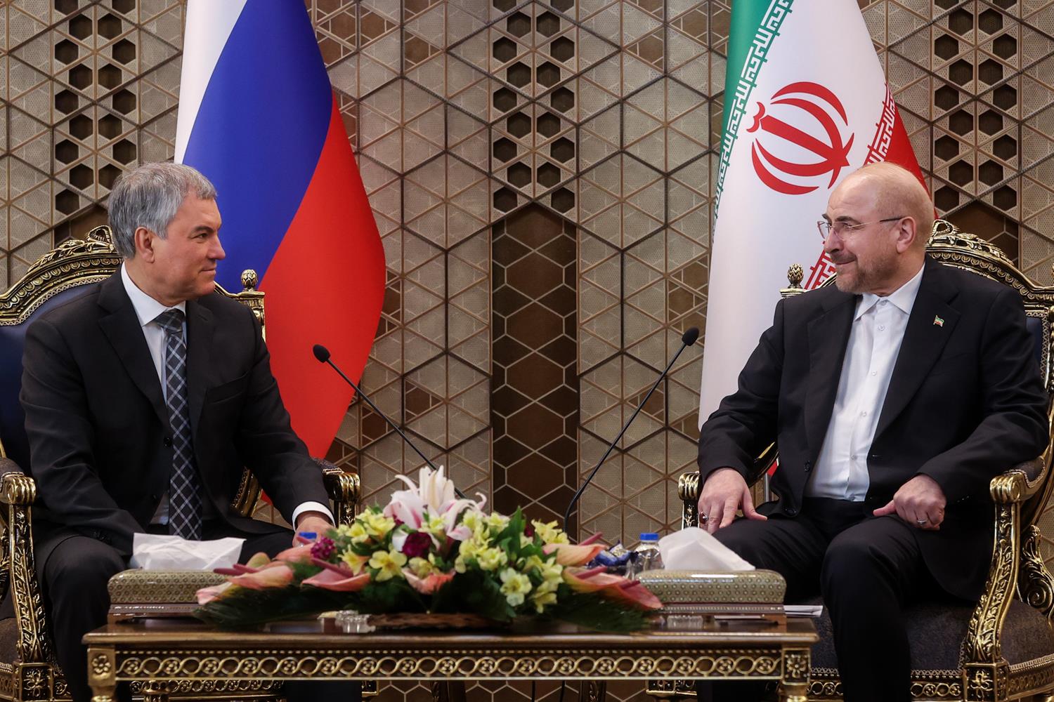 دیدار رؤسای پارلمان‌های ایران و روسیه