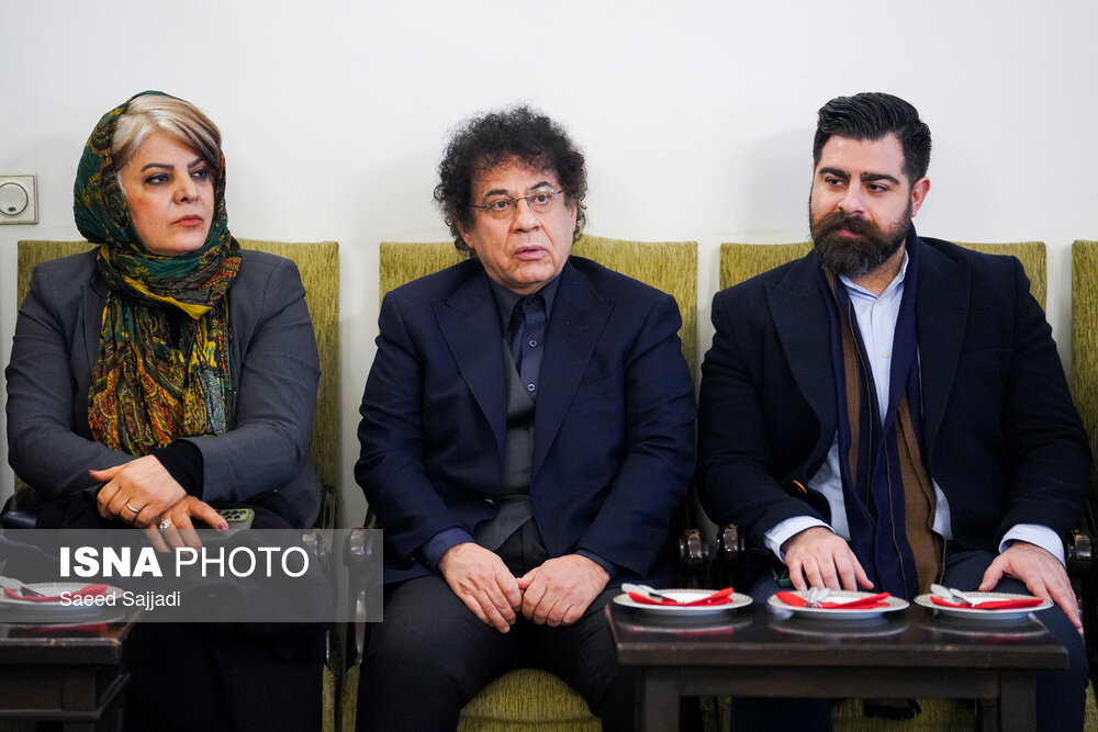 نشست هم‌اندیشی سخنگوی دولت با نخبگان مسیحی