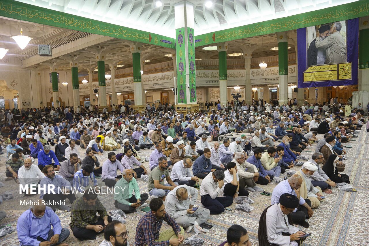 بزرگداشت اربعین شهدای خدمت