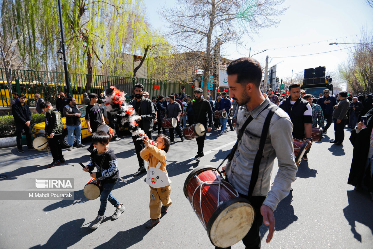 تشییع پیکر شهید «بهروز واحدی»