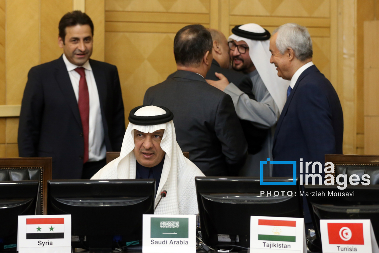 حضور قالیباف در نشست سفرای کشورهای اسلامی مقیم تهران