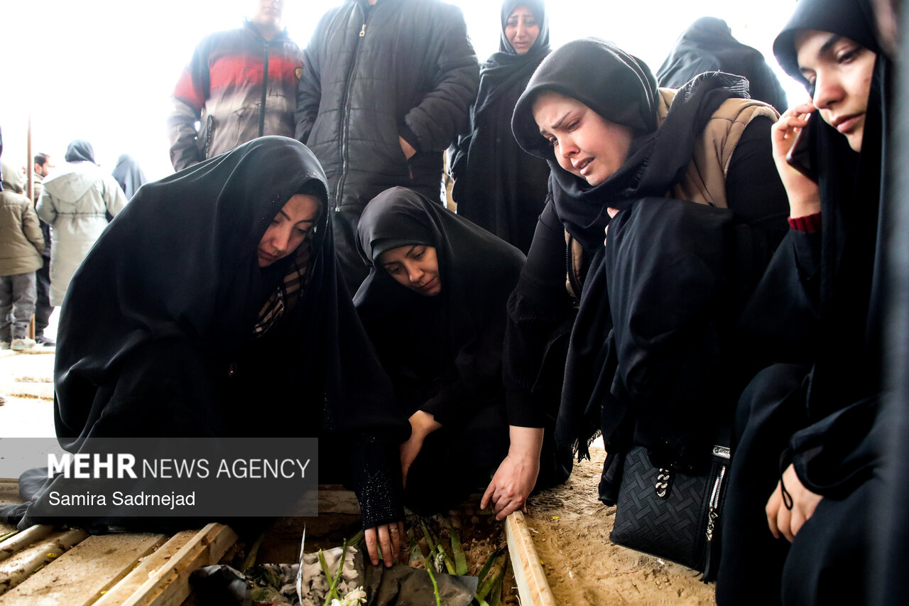 تشییع پیکر شهدای اغتشاشات