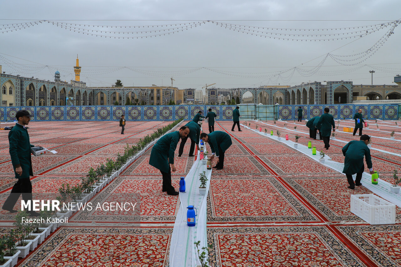 مراسم افطاری طرح ضیافت اکرام رضوی در صحن امام حسن مجتبی(ع)