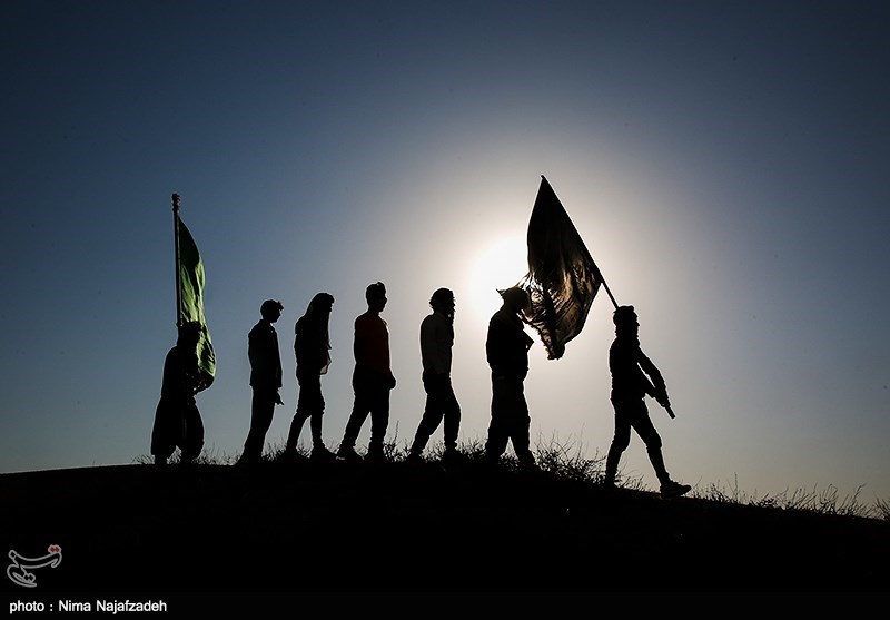 پیاده روی زائران امام رضا (ع)