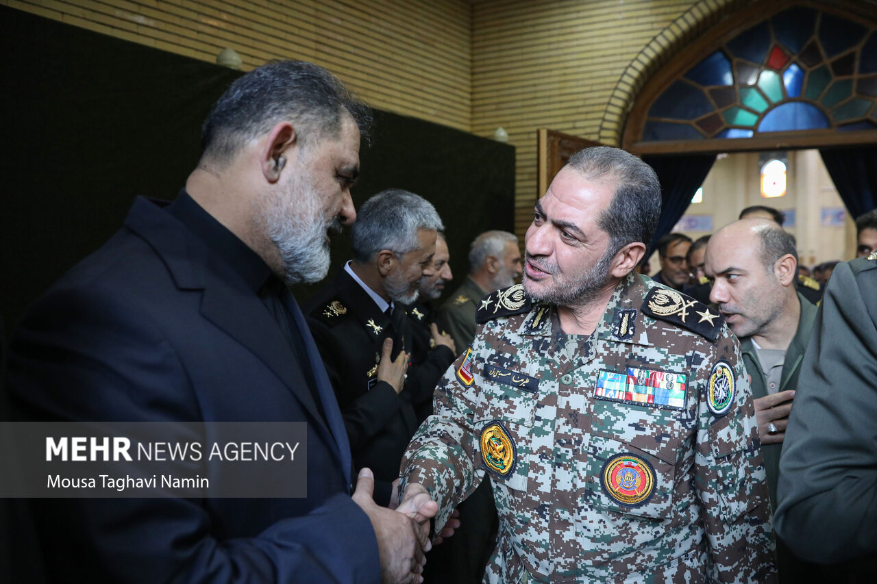 مراسم ترحیم پدر دریادار شهرام ایرانی فرمانده نداجا