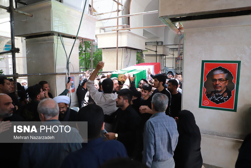 تشییع پیکر مطهر دو شهید تجاوز رژیم صهیونیستی در تبریز