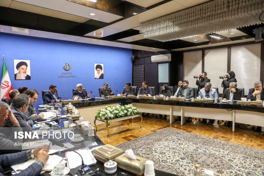 جلسه شورای معاونین وزارت صمت با حضور عارف