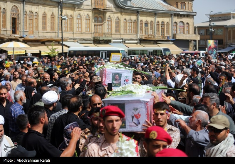 تشییع پیکر شهدای حملات رژیم صهیونیستی در همدان