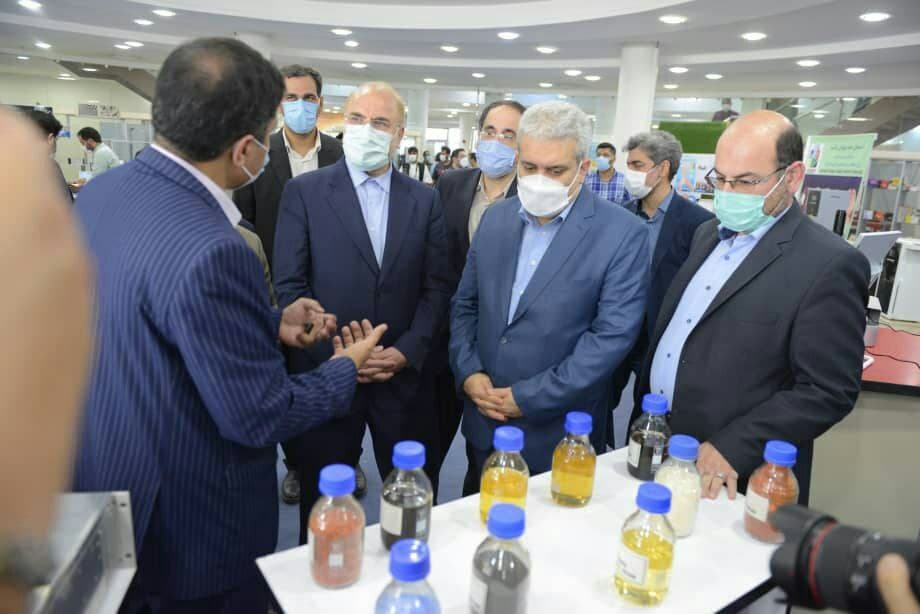 بازدید قالیباف از نمایشگاه فناوری و نوآوری اینوتکس 