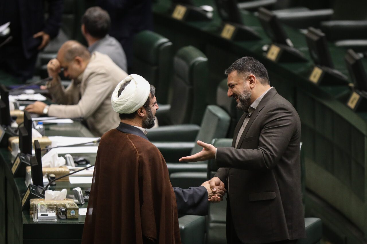 نشست علنی ۹ دی ماه مجلس