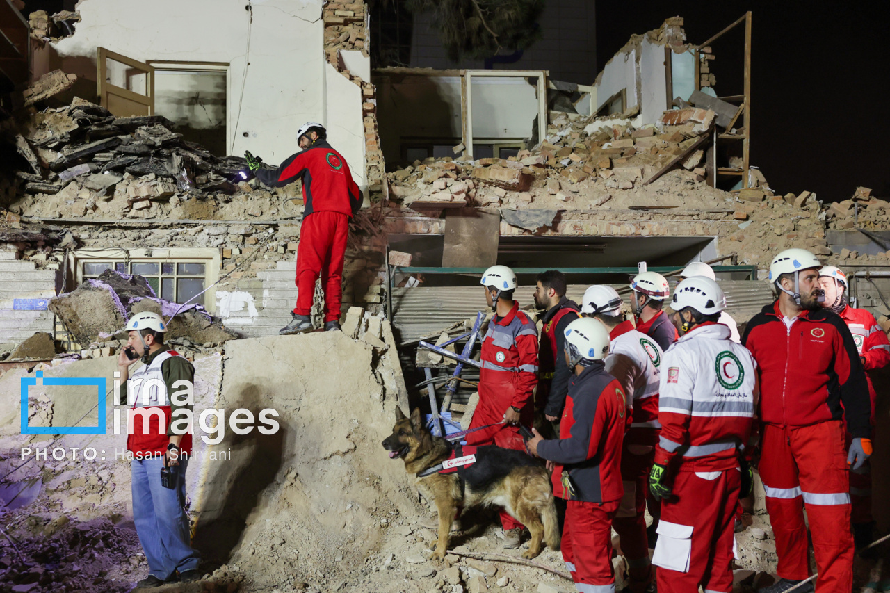 ریزش ساختمان چهار طبقه