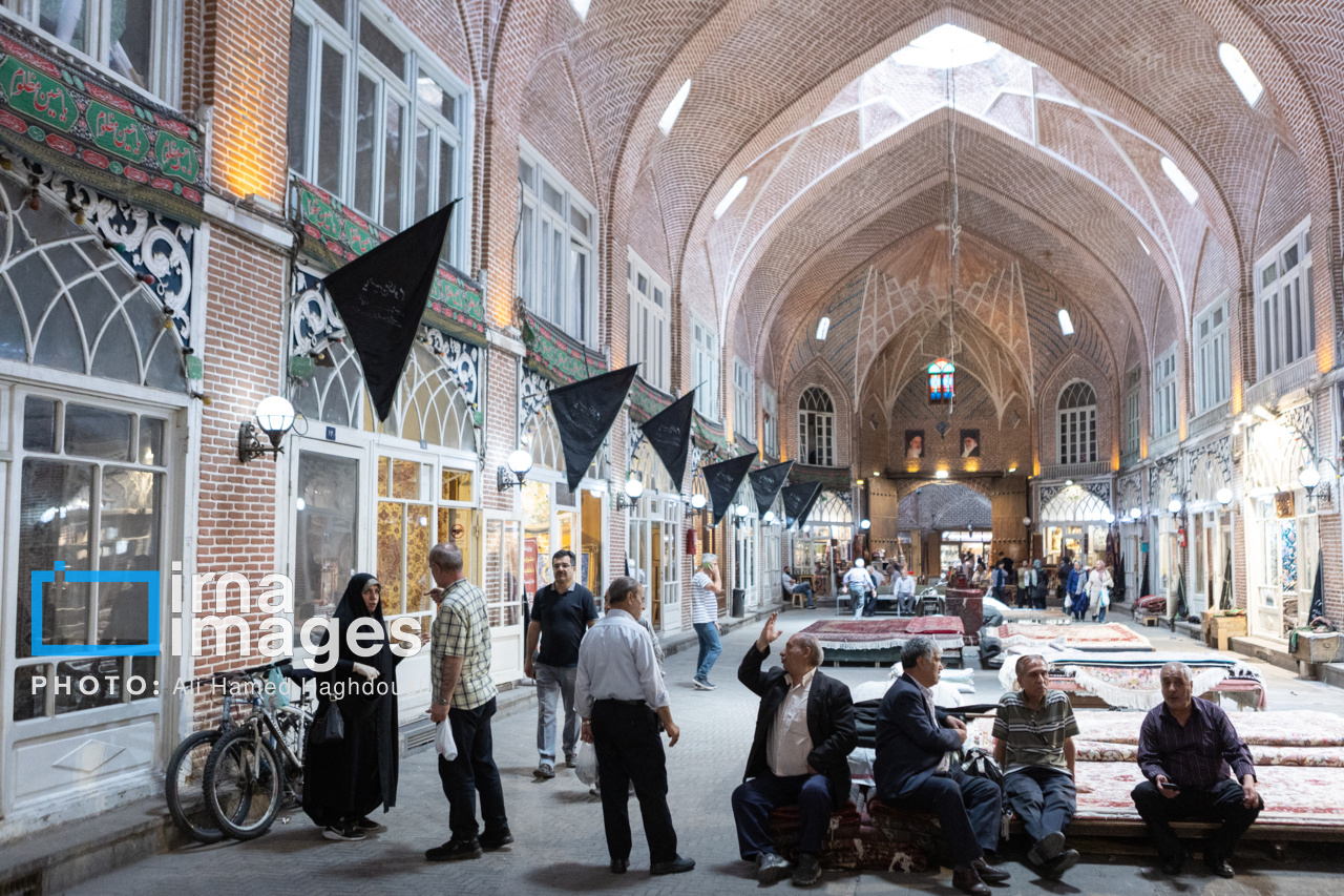 سیاهپوش شدن بازار تاریخی تبریز