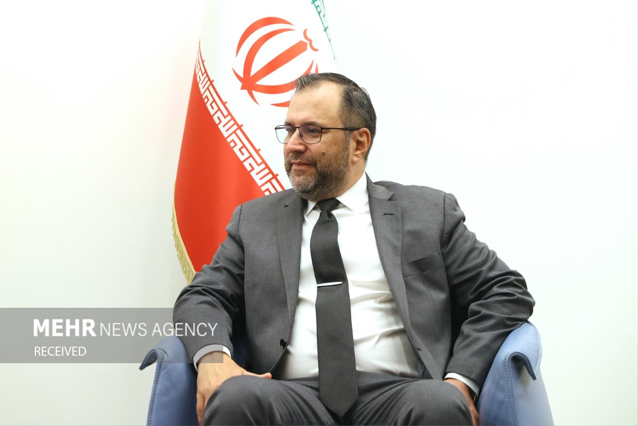 سفر رئیس مجلس شورای اسلامی به ونزوئلا
