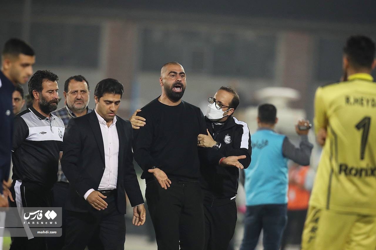 بازی ملوان و پرسپولیس