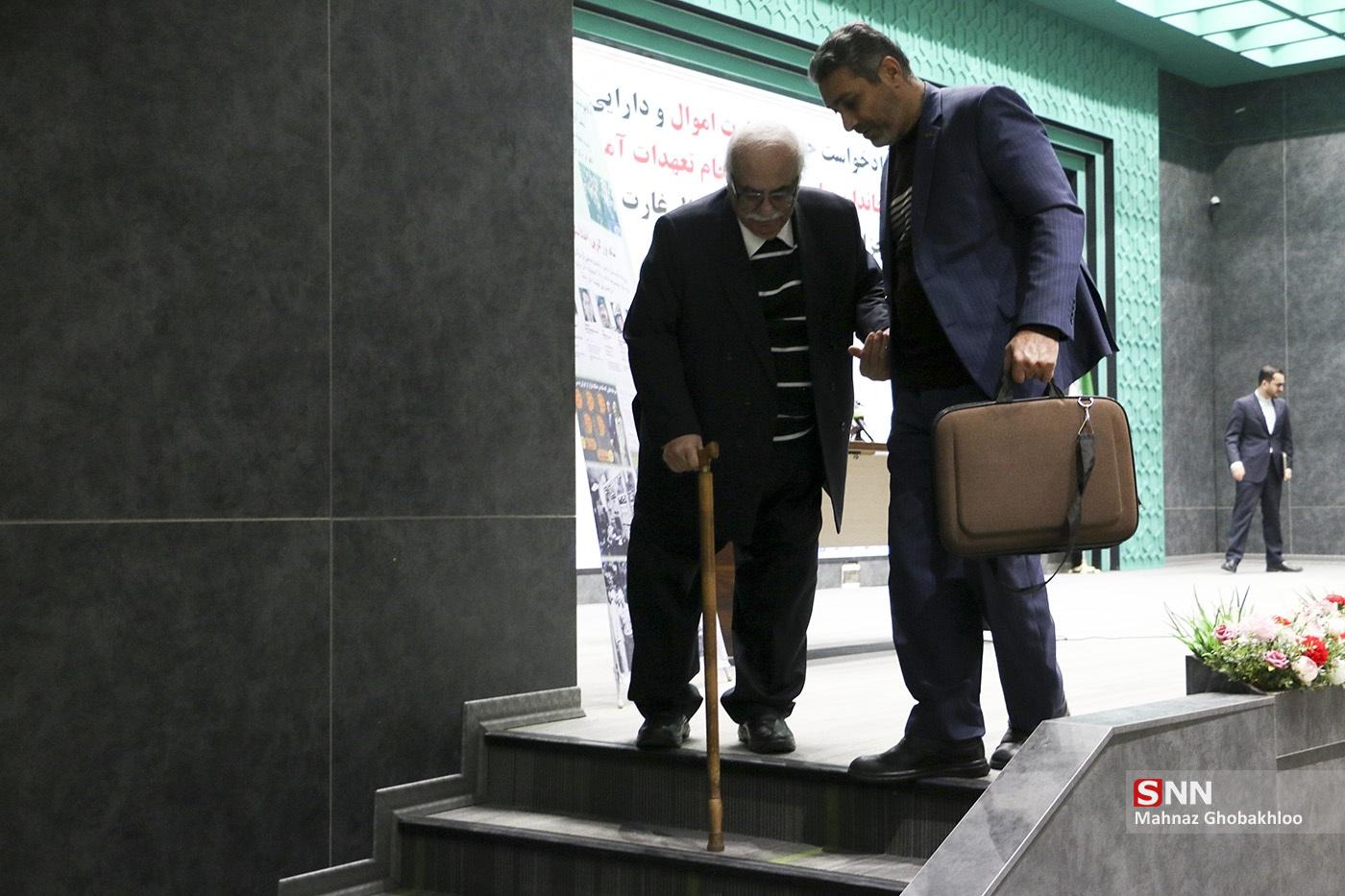 رونمایی از دادخواست حقوقی غارت ایران توسط خاندان پهلوی