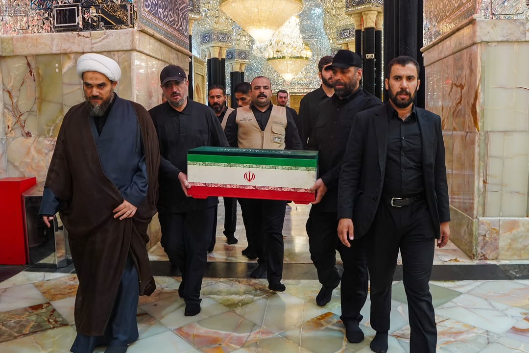 اقامۀ نماز بر پیکر خانوادۀ رهبر شهید ایران