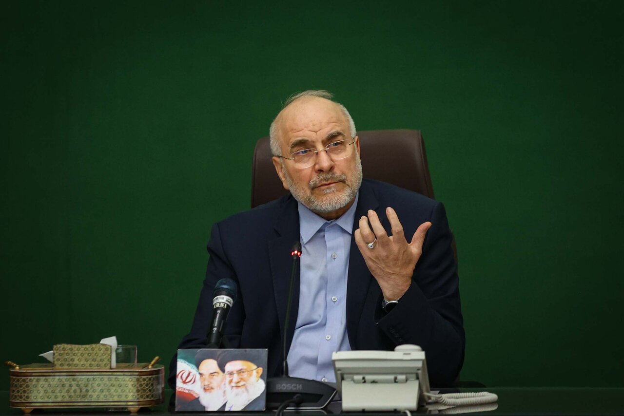 دیدار وزیر علوم و روسای دانشگاه های سراسر کشور با قالیباف