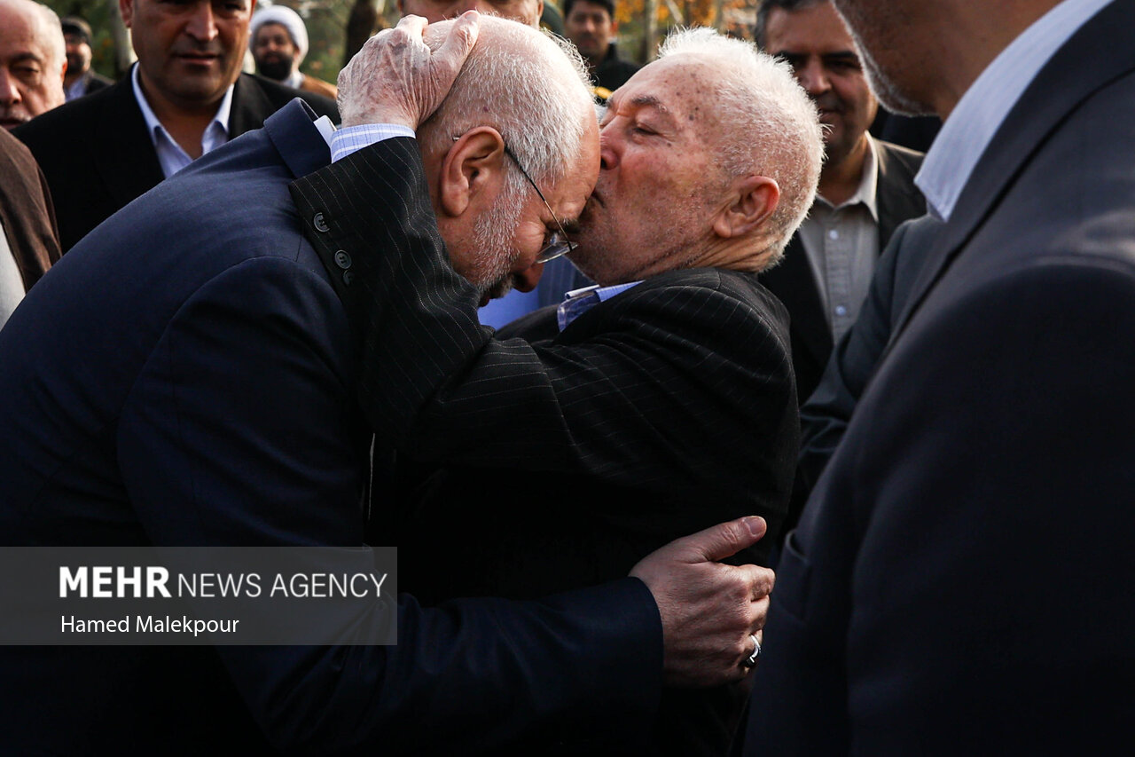 سفر رئیس مجلس به مشهد مقدس