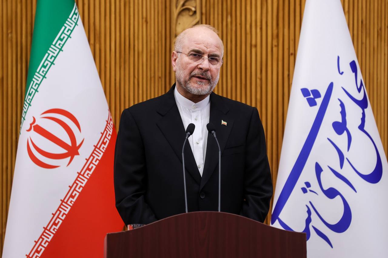 استقبال رسمی از قالیباف در بازگشت از کشور آذربایجان