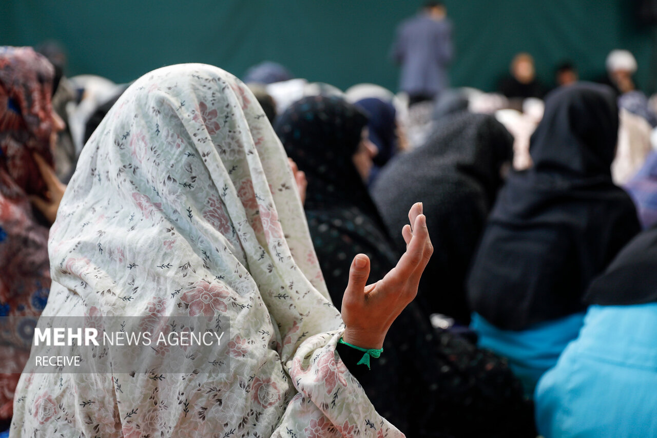 حضور خدام حرم مطهر امام رضا (ع) در زندان مشهد