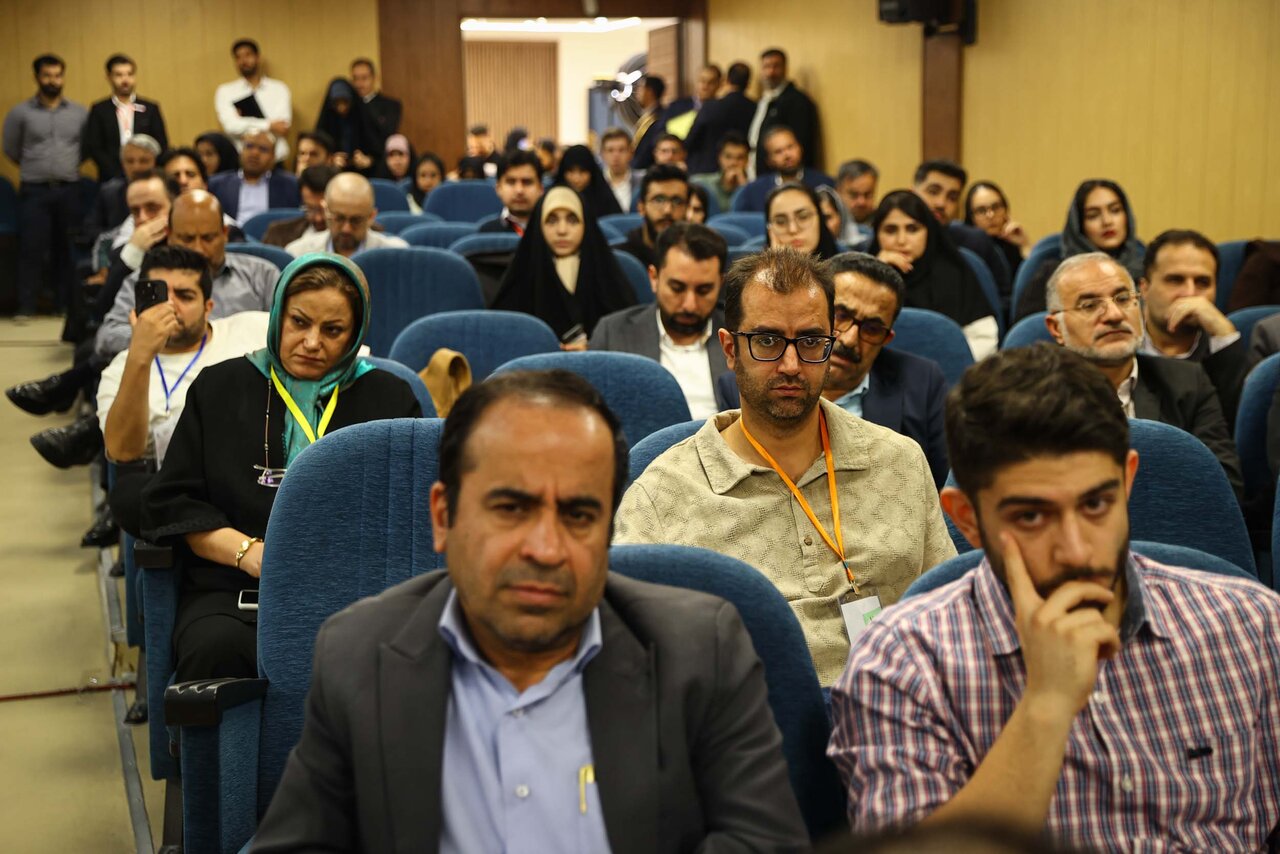 حضور قالیباف در همایش بین‌المللی صنعت نفت و گاز 